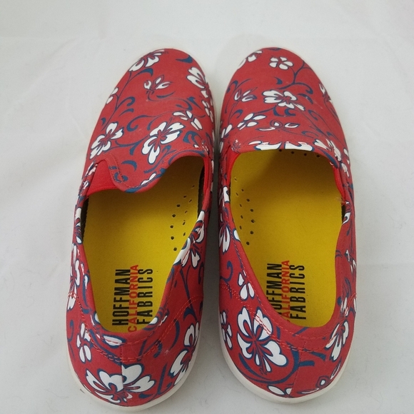 Seavees Mens Baja Slip-On 10 NWOT